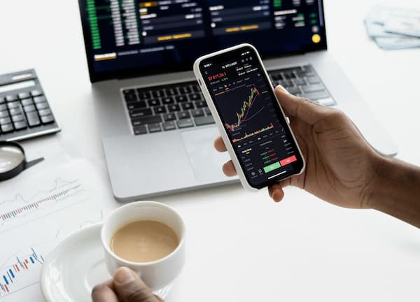 工行贵金属中红线绿线蓝线啥意思